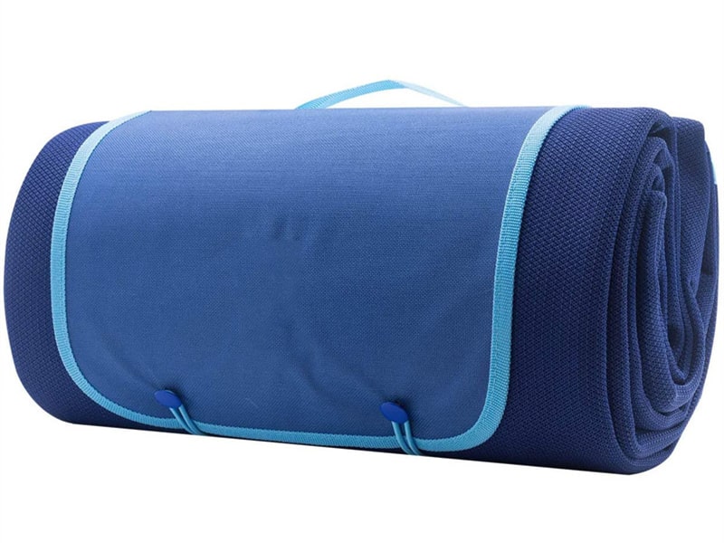 Sandproof and Waterproof Beach Mat